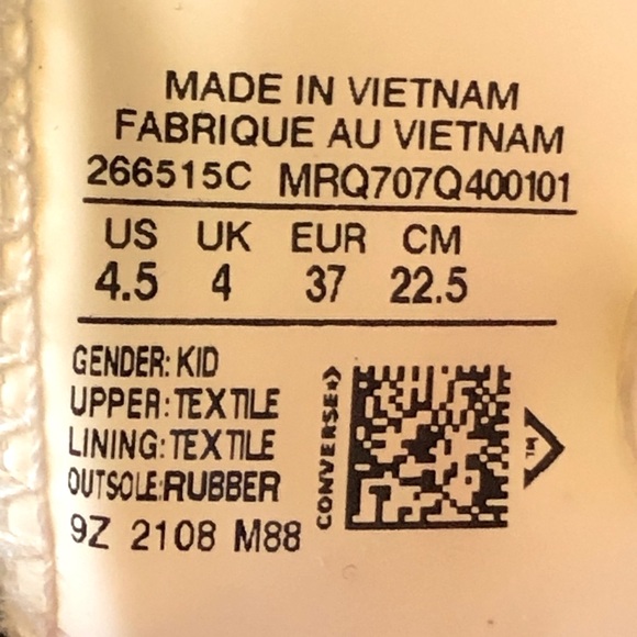 Converse High Top UNT1T!3D 'Not a
Chuck' Canvas sneakers Shoes Juniors size 4.5 - Picture 11 of 11
